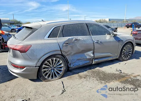 2019 Audi E-Tron Prestige z USA, uszkodzony, nr VIN WA1VABGE7KB017704